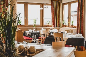 Hotel KÖNIGSLEITEN-VITAL-ALPIN wakacje