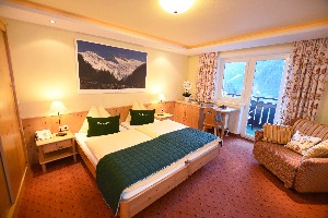 Hotel NATIONALPARKHOTEL KLOCKERHAUS wakacje