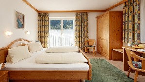 Hotel NATIONALPARKHOTEL KLOCKERHAUS wakacje