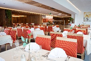 Hotel GASTHOF KRISTALL wakacje