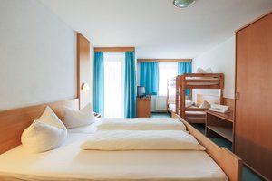 Hotel TIA MONTE wakacje