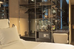 Hotel ADIA ALUMA ATHENS, CURIO COLLECTION BY HILTON wakacje