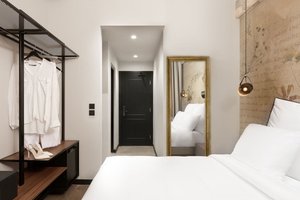 Deluxe Room (Balcony)