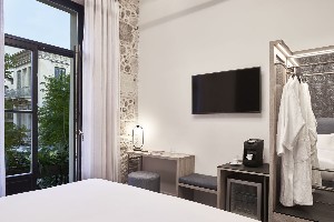 Deluxe Double Room (Balcony)