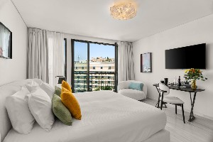 Executive Room (Acropolis View)