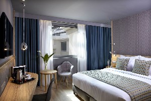 Double Standard Room (Atrium View)