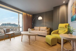 Executive Suite (Acropolis View)