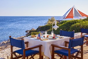 Restaurant - Ouzeri Greek Traditional Restaurant