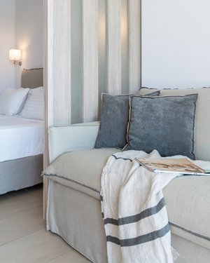 Deluxe Double Lateral Sea View