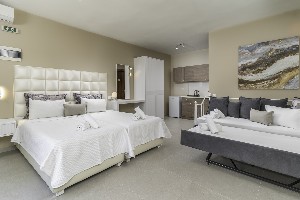 Quad Standard Room (Balcony or Terrace)