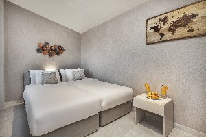 Upper Level Bathroom