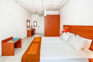 Hotel DOLPHIN BEACH wakacje