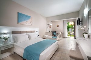 Hotel PORTES BEACH wakacje