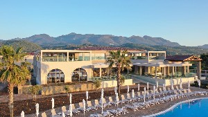 Hotel ALMYROS BEACH RESORT AND SPA wakacje