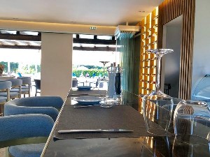 Hotel BRUSKOS HOTEL & SUITES wakacje