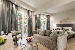 Triple Room with Balcony