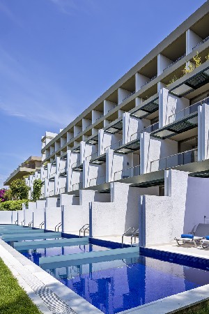 Double garden view with private pool-terace