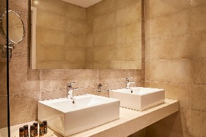 Hotel DELFINIA wakacje