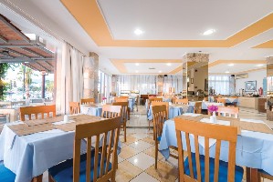 Hotel KOSTA PALACE wakacje