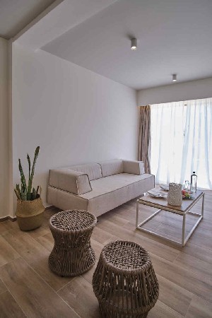 Standard Junior Suite with Private Pool