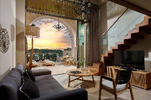 Hotel CASTELLO INFINITY SUITES wakacje