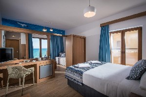 Hotel YIANNA CARAVEL SUITES wakacje
