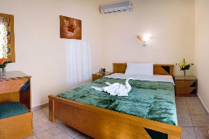 Hotel NICOLAS wakacje