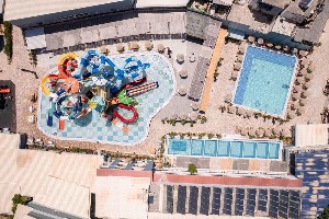 Hotel ERI BEACH RESORT wakacje