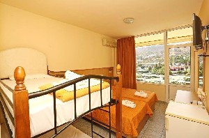 Hotel ERI BEACH RESORT wakacje