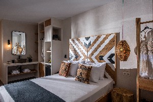 Deluxe Superior Room (Balcony)