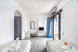 Hotel IRO HOTEL wakacje