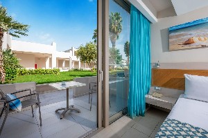 Deluxe FamilyRoom (Mountain or Garden View) _2_opt