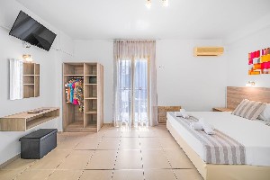 Hotel HAPPY DAYS STUDIOS wakacje