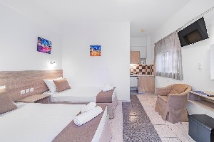 Hotel HAPPY DAYS STUDIOS wakacje