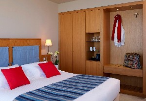 Hotel KYMA SUITES wakacje