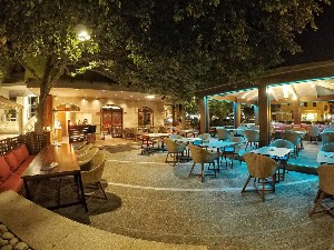 Hotel KYMA SUITES wakacje