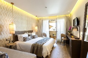 Hotel THEARTEMIS PALACE wakacje