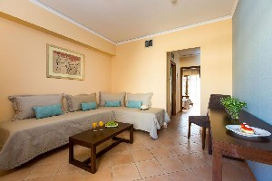 Hotel THEARTEMIS PALACE wakacje