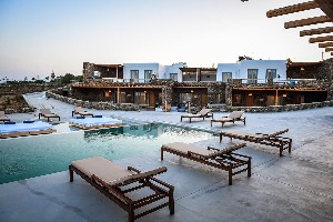 Hotel MYCONIAN CROWN SUITES wakacje