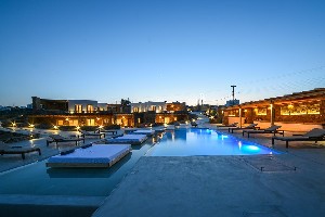 Hotel MYCONIAN CROWN SUITES wakacje