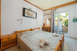 Hotel MELODY STUDIOS wakacje