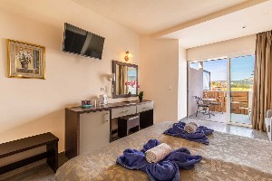 Deluxe Room (Private Jacuzzi Terrace)