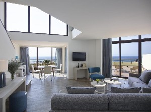 Hotel AMUS HOTEL & SPA wakacje