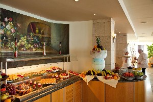 Hotel AMUS HOTEL & SPA wakacje