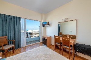 Hotel HERMES HOTEL wakacje