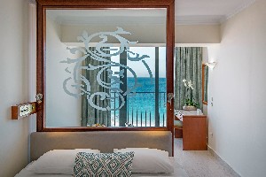 Twin Room (SeaView)