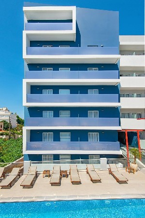 Hotel SEMIRAMIS CITY wakacje