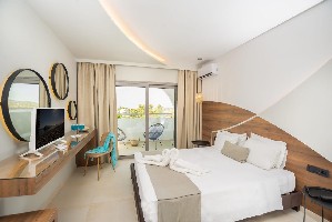 Hotel HAPPY DAYS wakacje