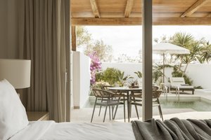2 Bedroom Suite (Private Pool )