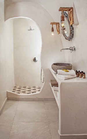 Classic Room Pool View